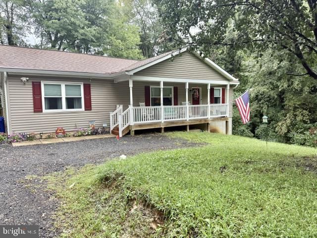 10231 ROOSEVELT LN, King George, VA 22485