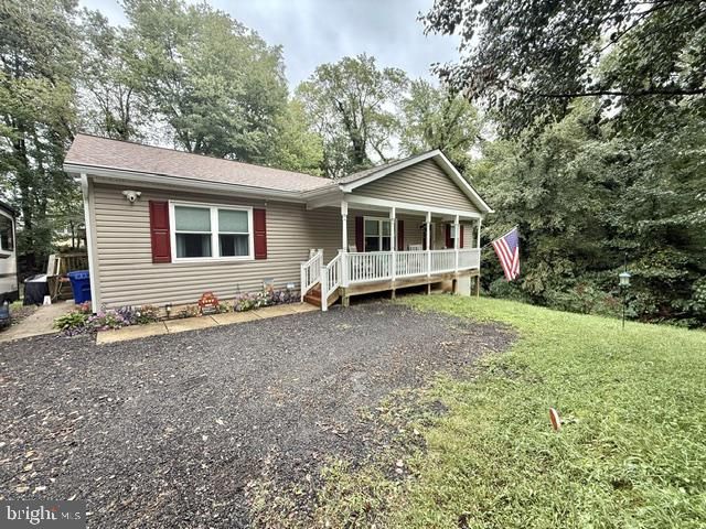 10231 ROOSEVELT LN, King George, VA 22485