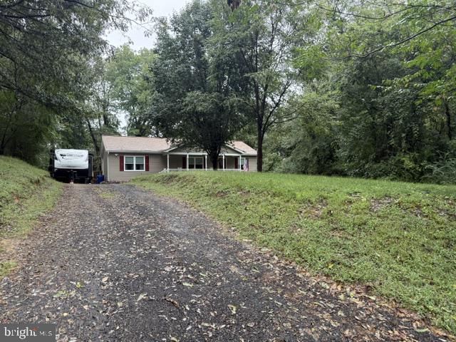 10231 ROOSEVELT LN, King George, VA 22485