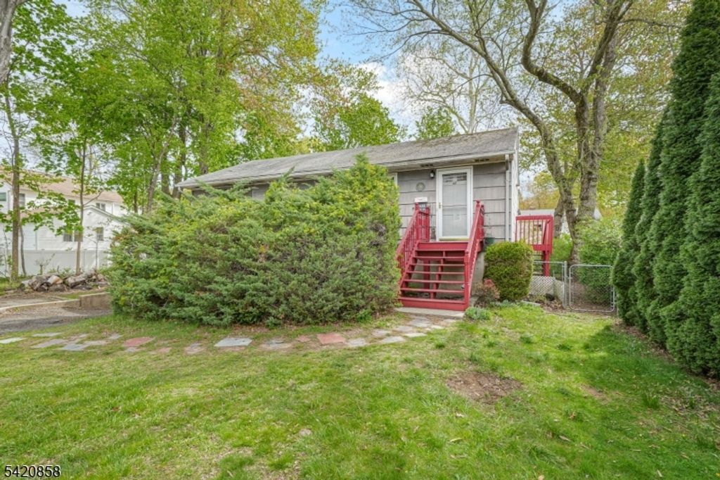 48 Prospect Rd, Parsippany-troy Hills Twp., NJ 07054