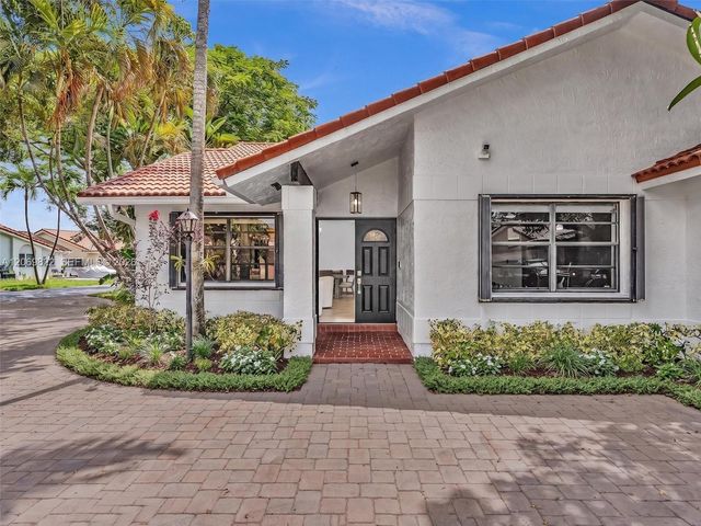 7457 SW 112th Place, Miami, FL 33173
