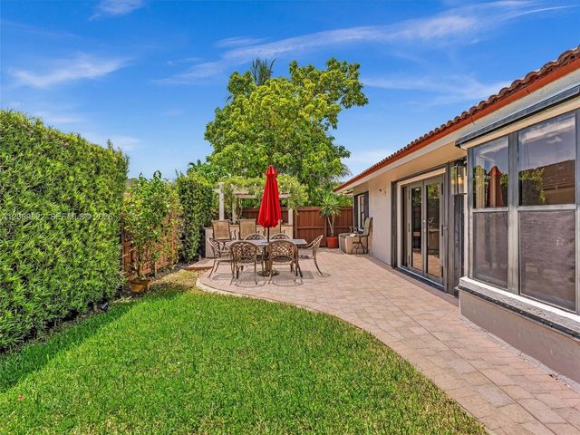 7457 SW 112th Place, Miami, FL 33173