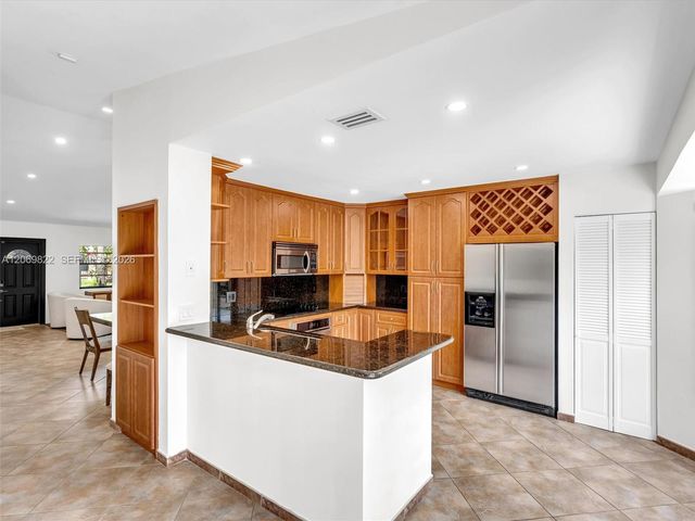 7457 SW 112th Place, Miami, FL 33173