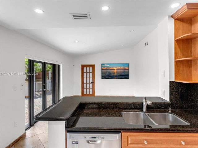 7457 SW 112th Place, Miami, FL 33173