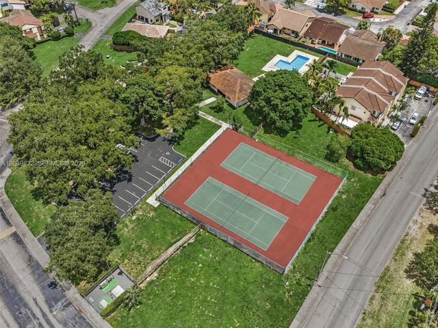 7457 SW 112th Place, Miami, FL 33173