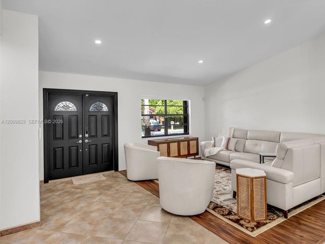 7457 SW 112th Place, Miami, FL 33173