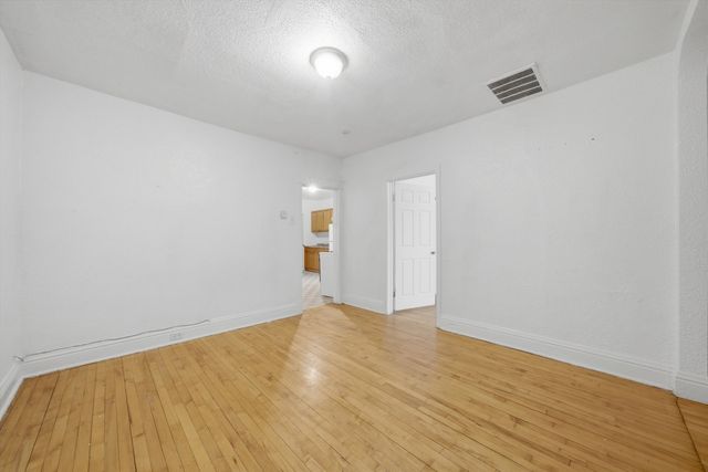 125 N 22nd Avenue, Melrose Park, IL 60160
