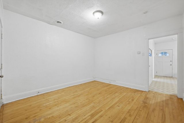 125 N 22nd Avenue, Melrose Park, IL 60160