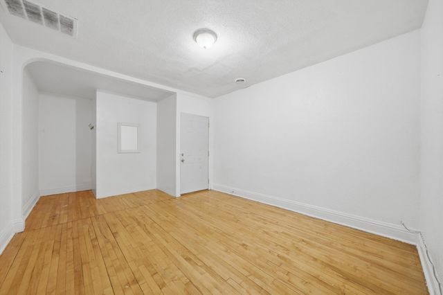 125 N 22nd Avenue, Melrose Park, IL 60160
