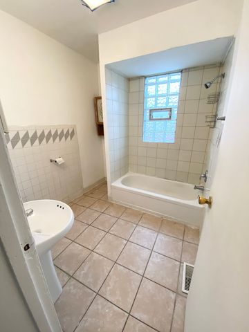 125 N 22nd Avenue, Melrose Park, IL 60160