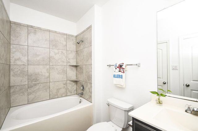 23712 Woodgreen Terrace Dr, New Caney, TX 77357