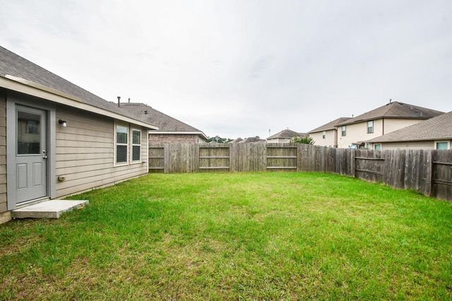 23712 Woodgreen Terrace Dr, New Caney, TX 77357