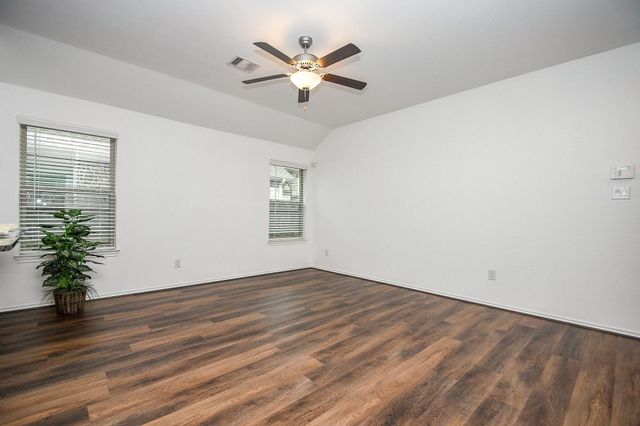 23712 Woodgreen Terrace Dr, New Caney, TX 77357