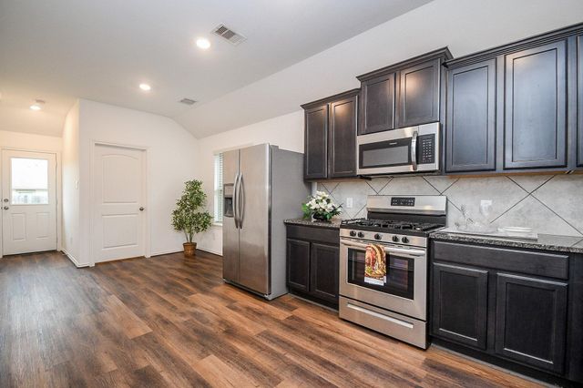 23712 Woodgreen Terrace Dr, New Caney, TX 77357