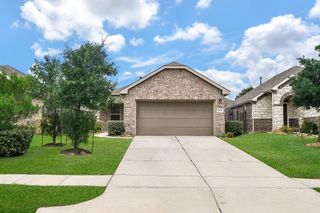 23712 Woodgreen Terrace Dr, New Caney, TX 77357