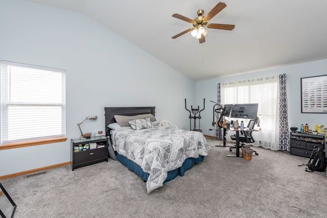 39689 LYNSEE Court, Beach Park, IL 60083