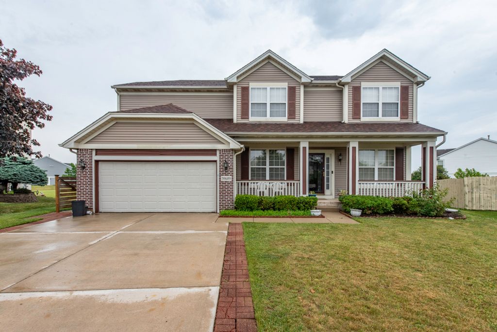 39689 LYNSEE Court, Beach Park, IL 60083