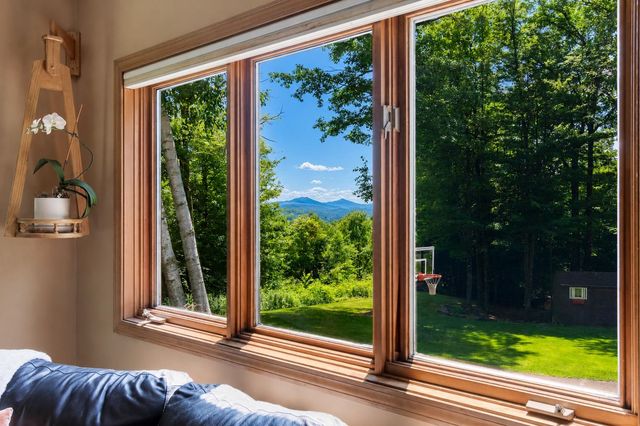 152 Shawn Drive, St. Albans Town, VT 05478