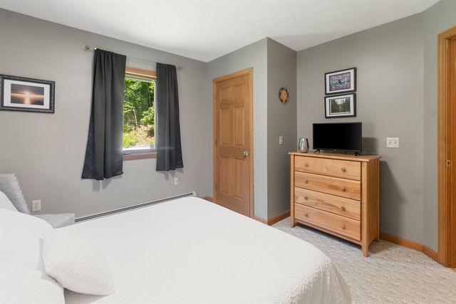 152 Shawn Drive, St. Albans Town, VT 05478