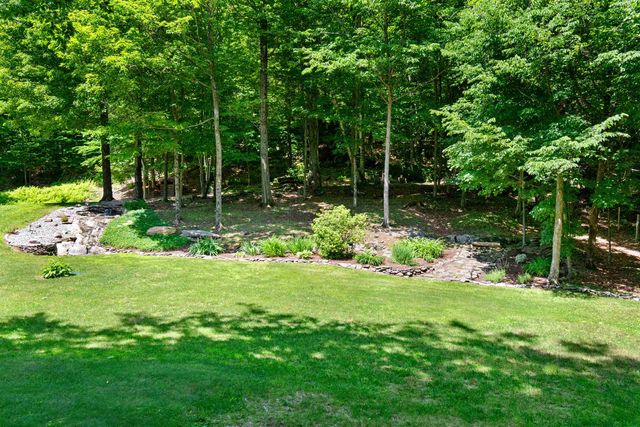 152 Shawn Drive, St. Albans Town, VT 05478