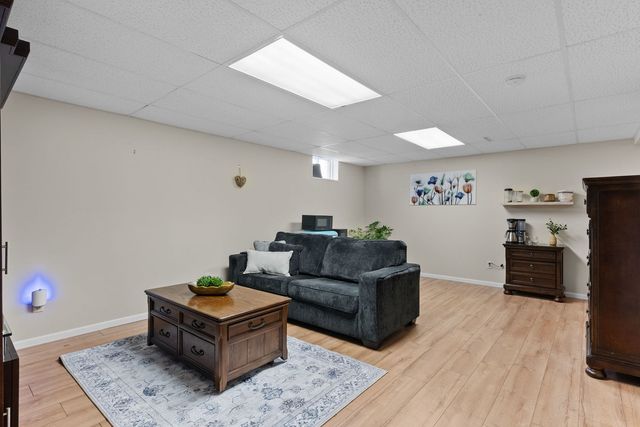 113 E 46th Street, Davenport, IA 52806