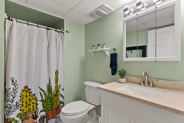 113 E 46th Street, Davenport, IA 52806