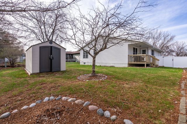 113 E 46th Street, Davenport, IA 52806