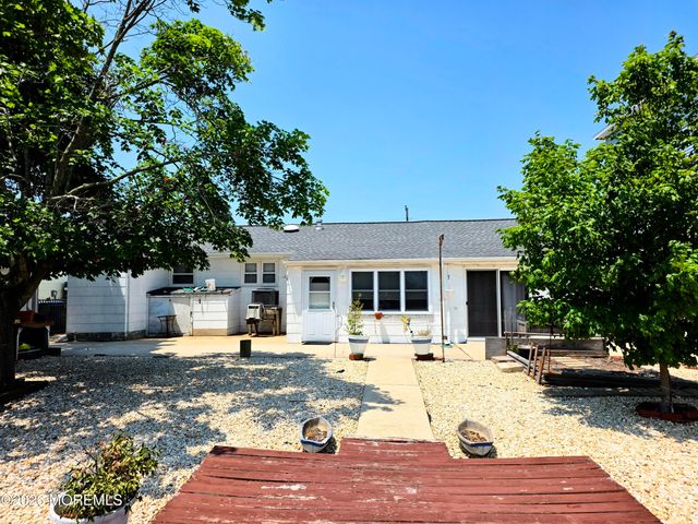 22 N Forecastle Drive, Little Egg Harbor, NJ 08087