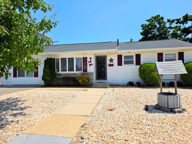 22 N Forecastle Drive, Little Egg Harbor, NJ 08087