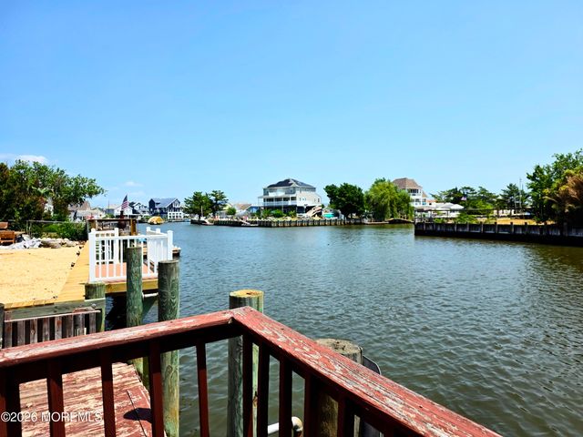 22 N Forecastle Drive, Little Egg Harbor, NJ 08087