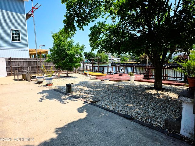22 N Forecastle Drive, Little Egg Harbor, NJ 08087