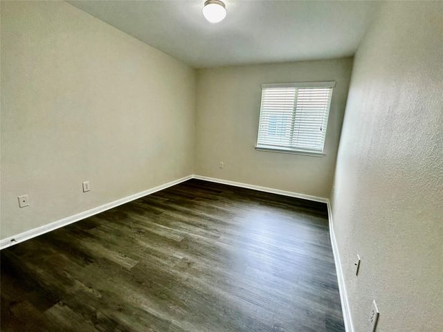 106 Double Barrel CT, Bastrop, TX 78602