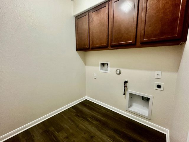 106 Double Barrel CT, Bastrop, TX 78602
