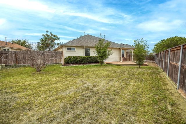 106 Double Barrel CT, Bastrop, TX 78602