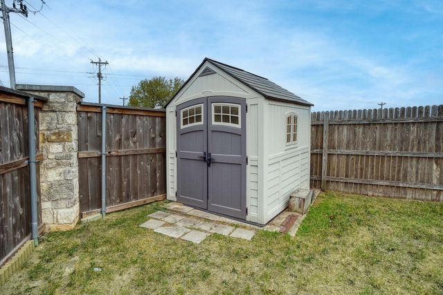 106 Double Barrel CT, Bastrop, TX 78602