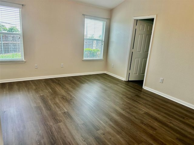 106 Double Barrel CT, Bastrop, TX 78602