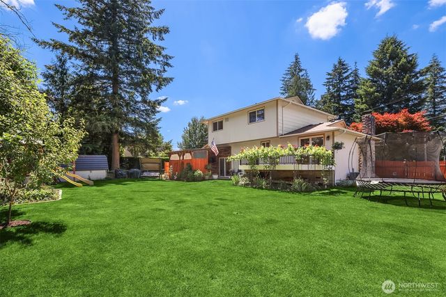 29052 229th Avenue SE, Black Diamond, WA 98010