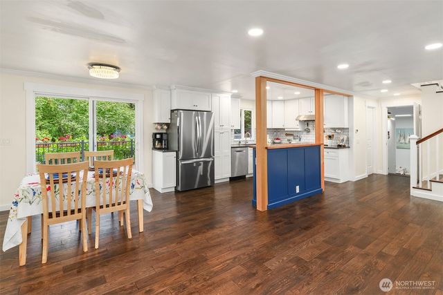 29052 229th Avenue SE, Black Diamond, WA 98010
