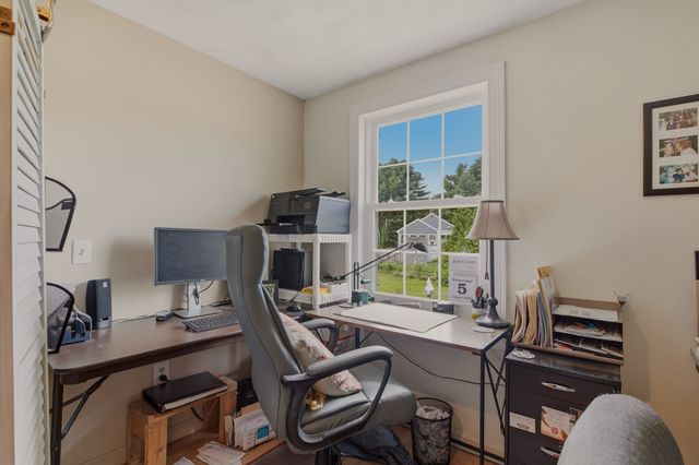 6 Musket Rd, Seekonk, MA 02771