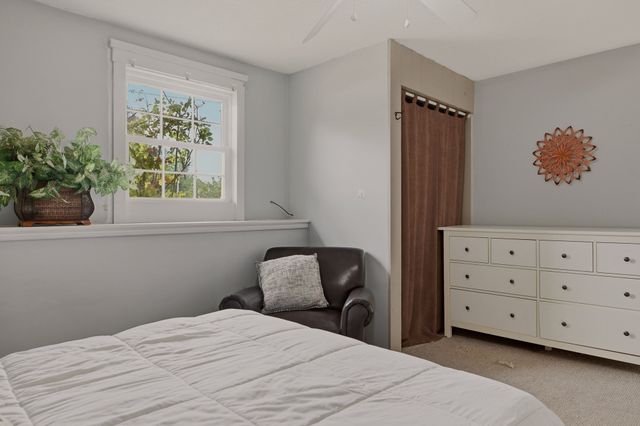 6 Musket Rd, Seekonk, MA 02771