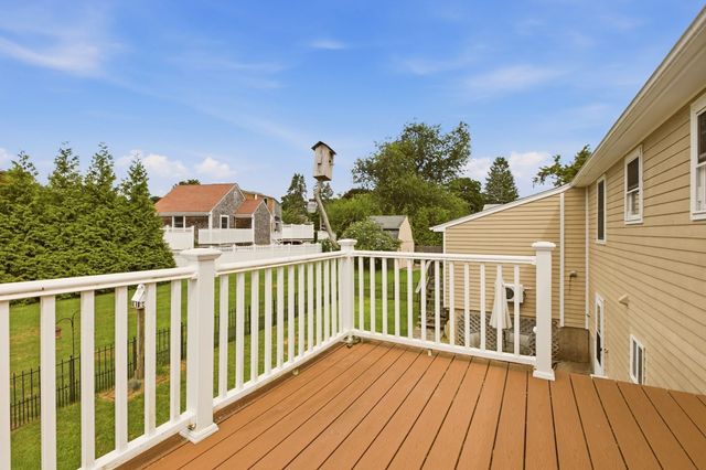 6 Musket Rd, Seekonk, MA 02771
