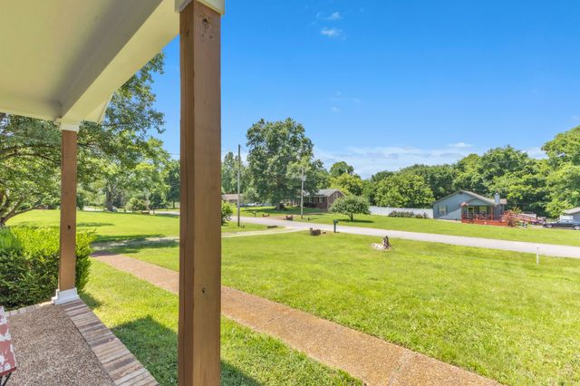 234 Hickory Dr, Kingston Springs, TN 37082