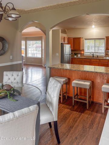 9088 N Orange Blossom CT, Hayden, ID 83835