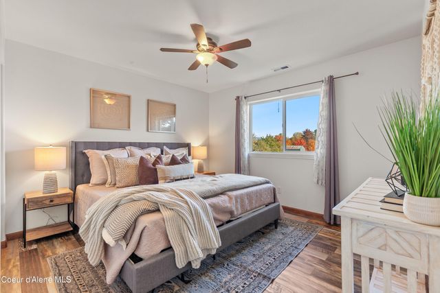 9088 N Orange Blossom CT, Hayden, ID 83835