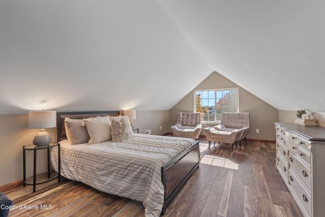 9088 N Orange Blossom CT, Hayden, ID 83835