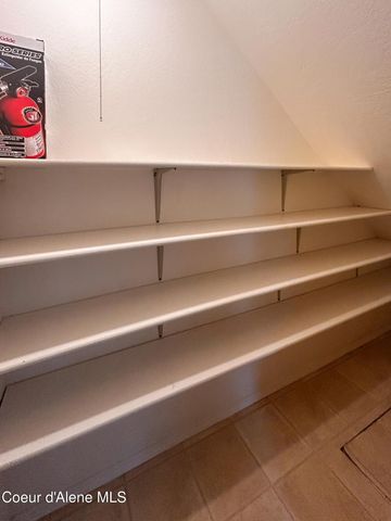 9088 N Orange Blossom CT, Hayden, ID 83835