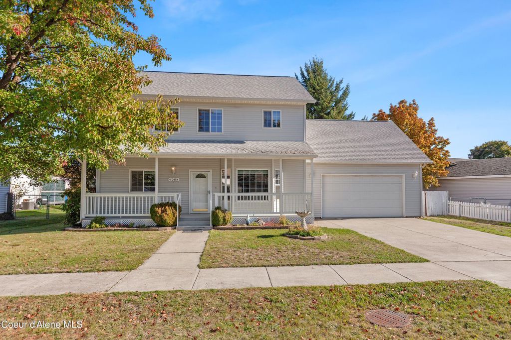 9088 N Orange Blossom CT, Hayden, ID 83835