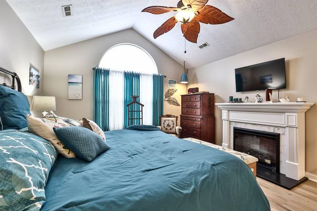 9120 Timberbrook Lane, B B, Florence, KY 41042