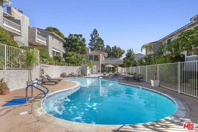 28370 Rey De Copas Lane, Malibu, CA 90265