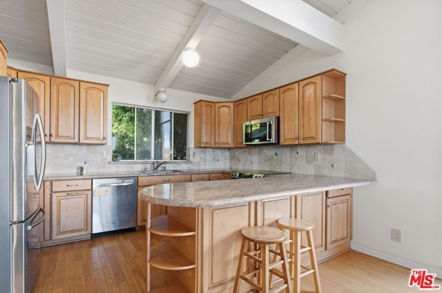 28370 Rey De Copas Lane, Malibu, CA 90265